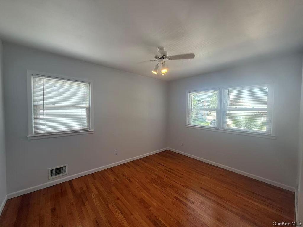 56 Convent Road - Photo 5