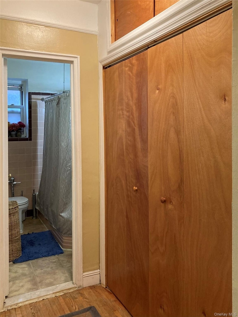 61-41 Saunders Street - Photo 8