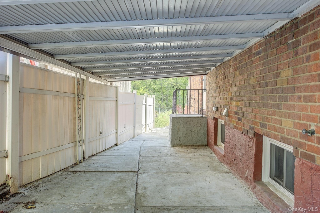 71-65 Douglaston Parkway - Photo 20