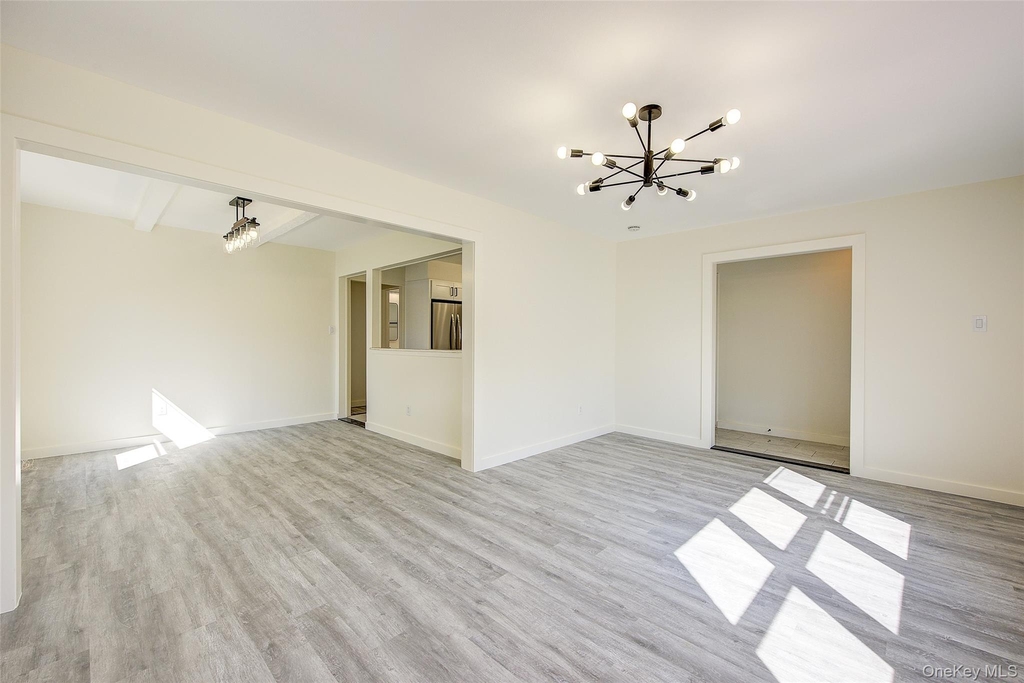 71-65 Douglaston Parkway - Photo 9