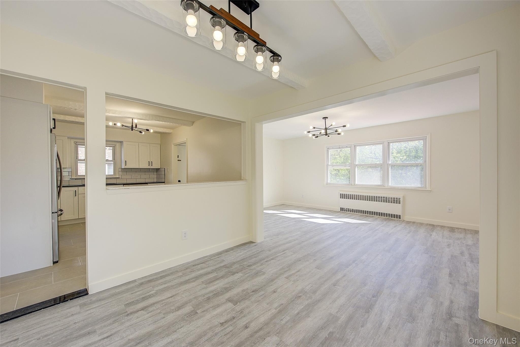 71-65 Douglaston Parkway - Photo 6