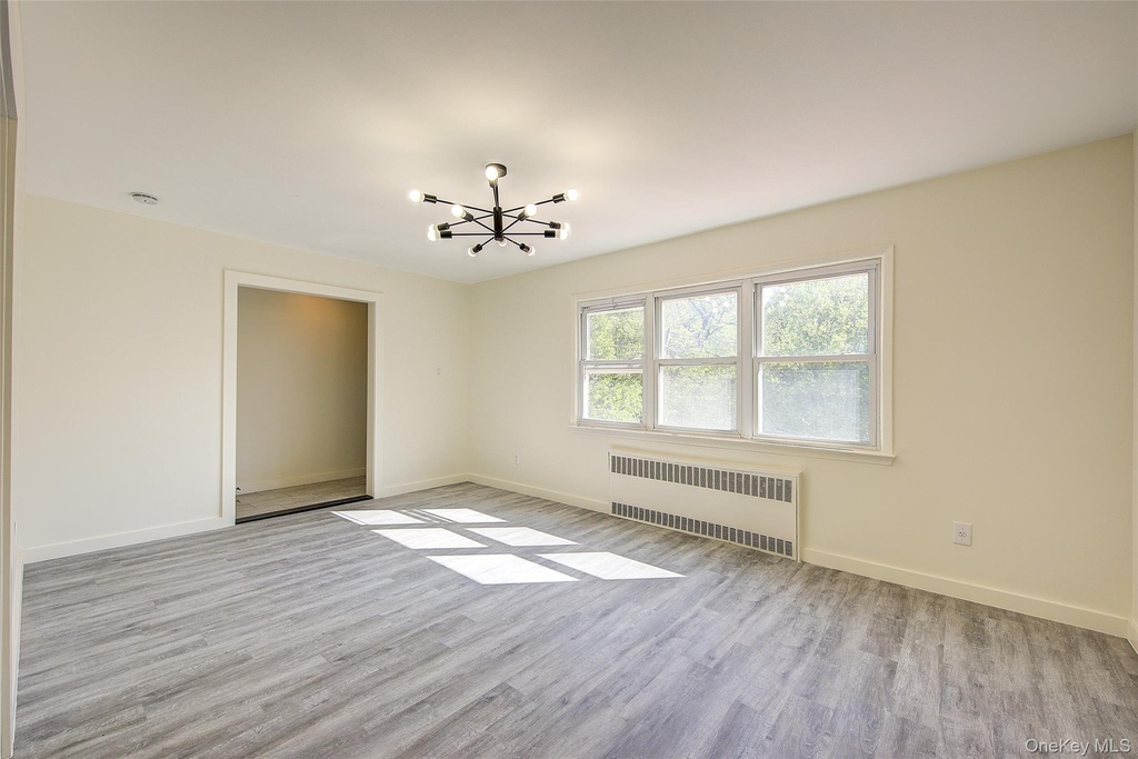 71-65 Douglaston Parkway - Photo 8
