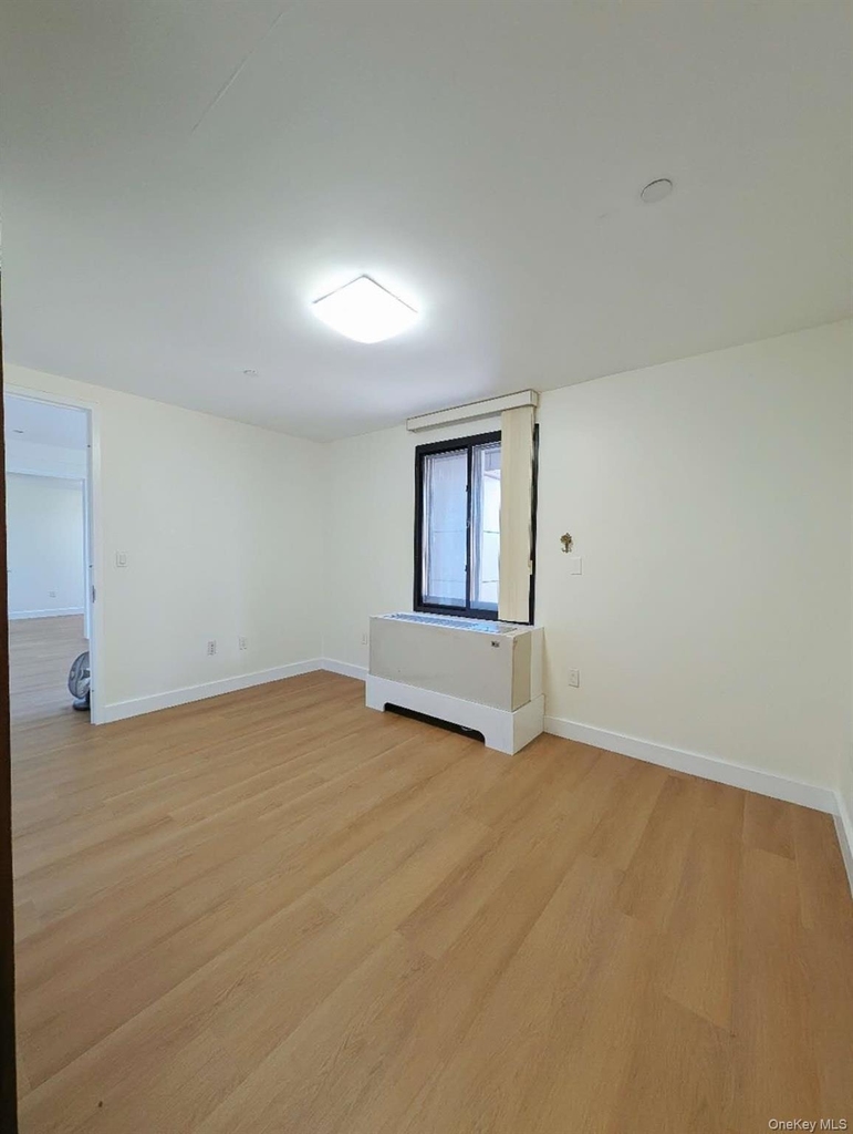 13619 Franklin Avenue - Photo 4