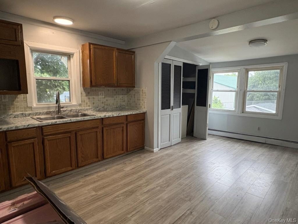 208 Main Street - Photo 16
