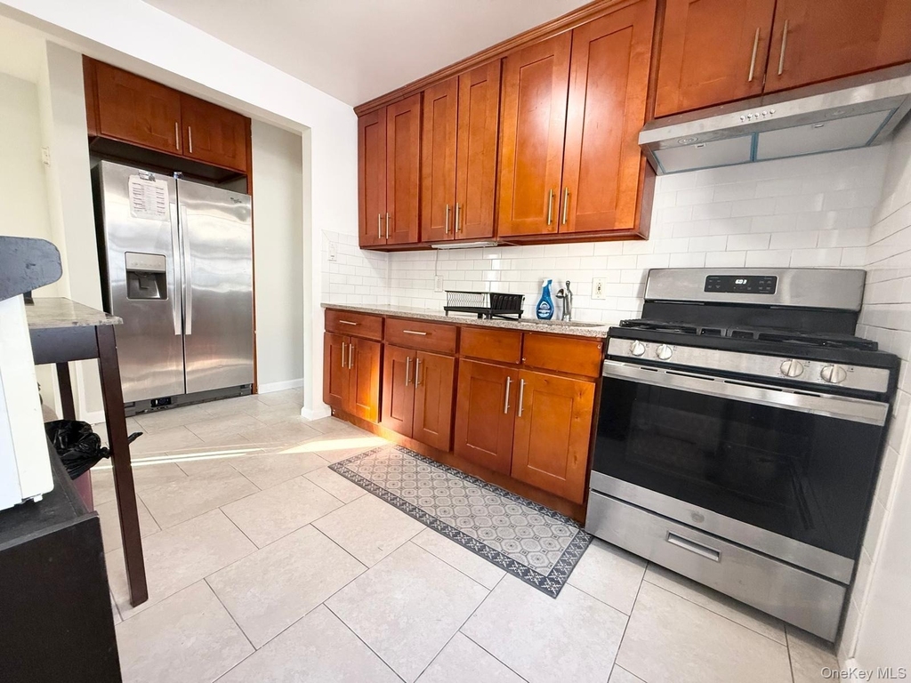 10316 118th Street - Photo 1