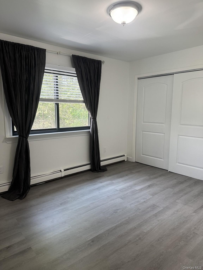 27 Stuart Drive - Photo 1