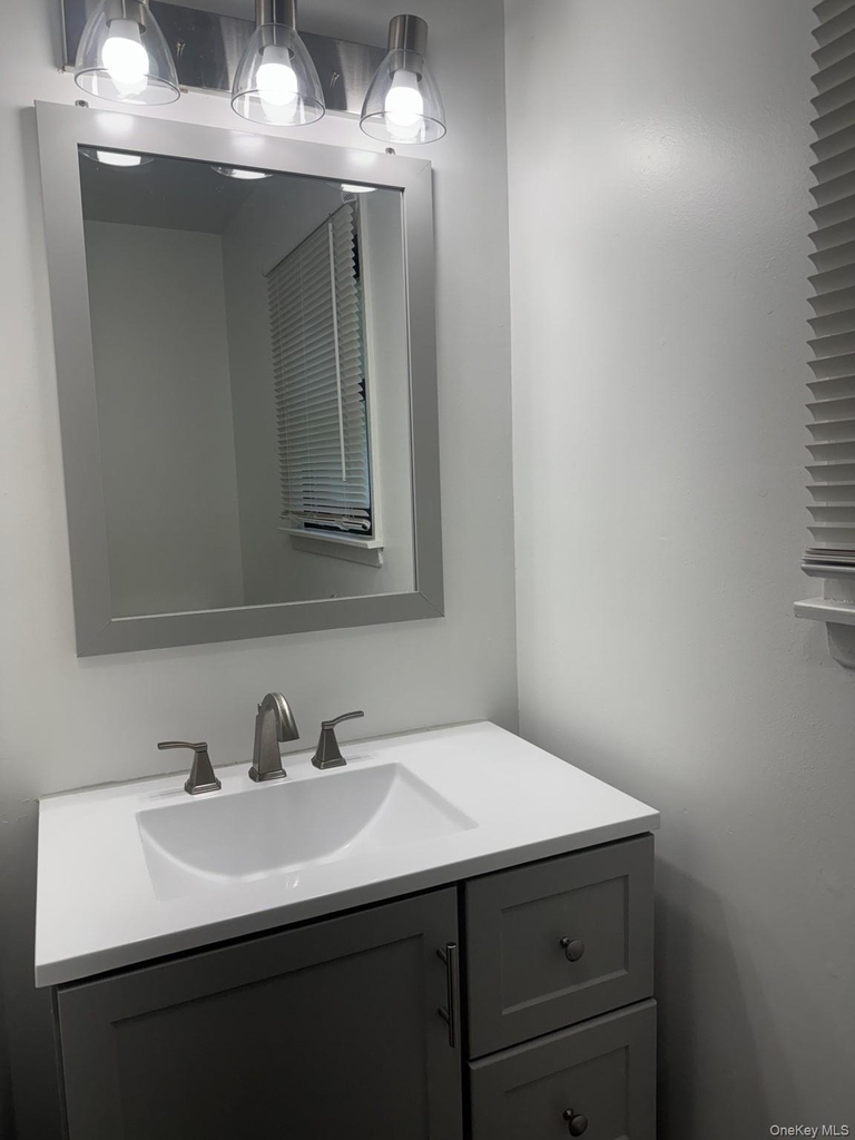 27 Stuart Drive - Photo 13