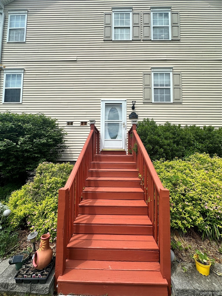 60 Peach Place - Photo 1