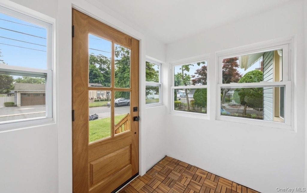8 Rosewood Avenue - Photo 19