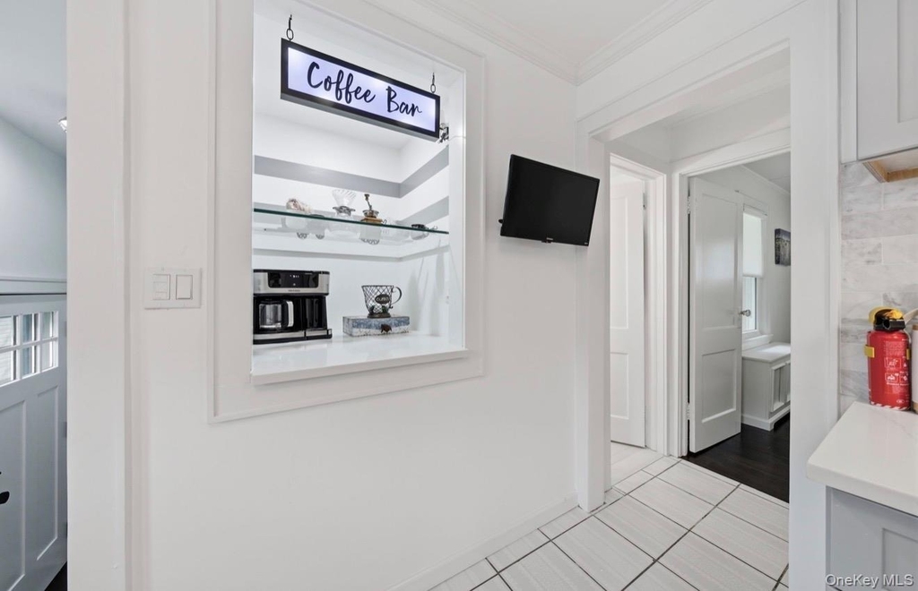 8 Rosewood Avenue - Photo 8