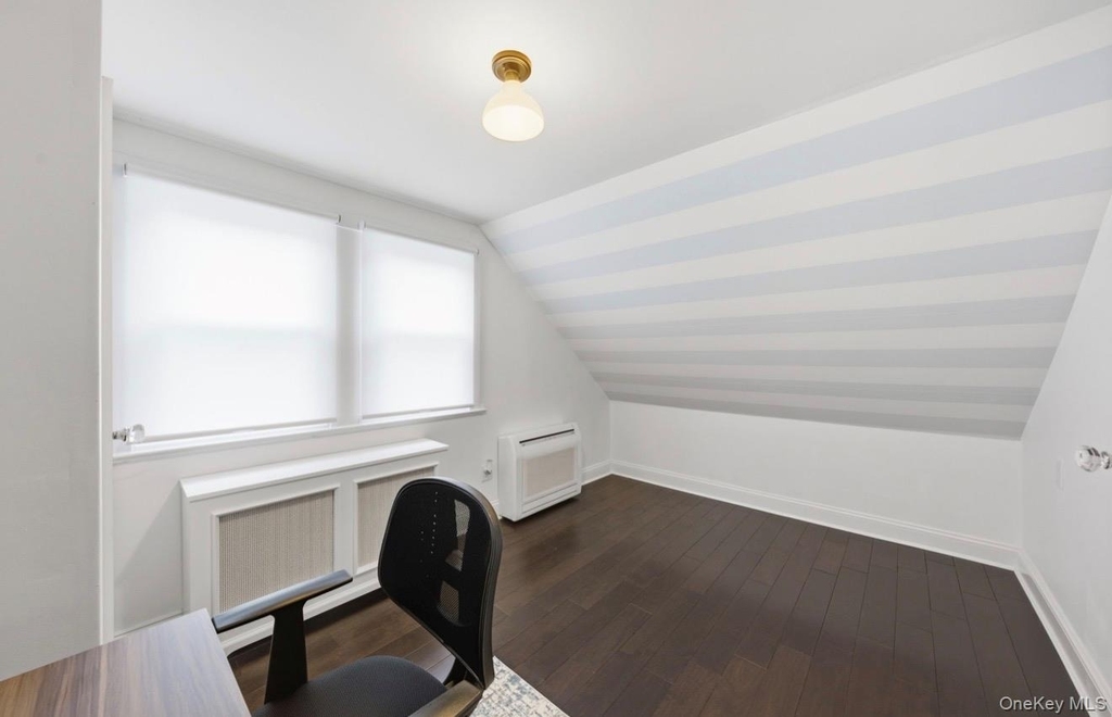8 Rosewood Avenue - Photo 16