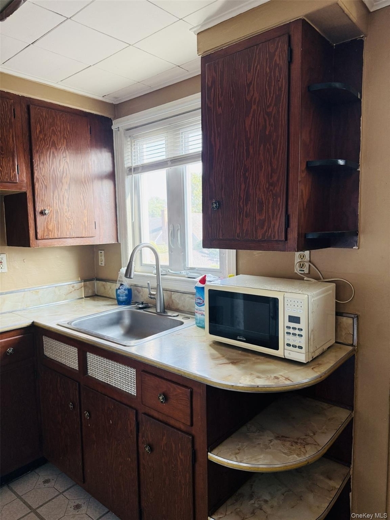 62 Ash Street - Photo 3