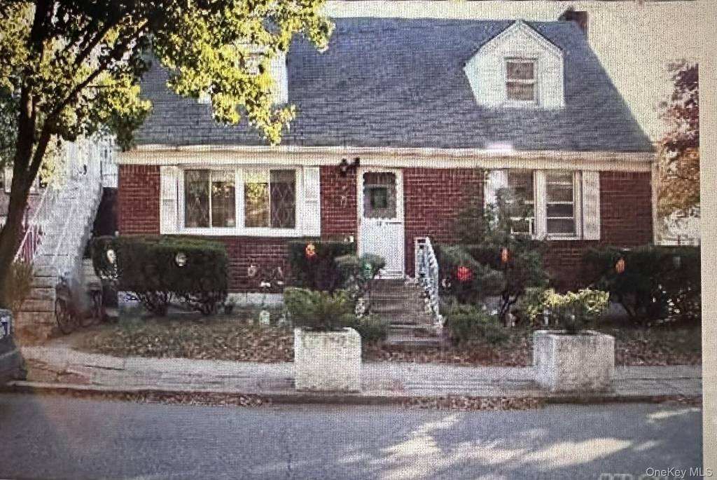 62 Ash Street - Photo 0