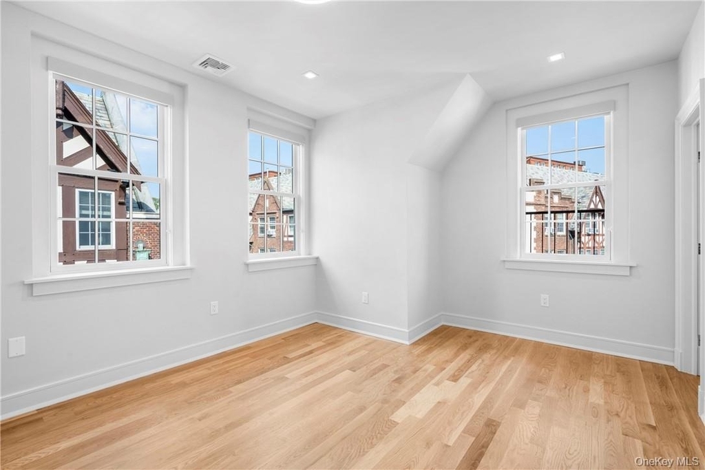 26 East Parkway - Photo 13