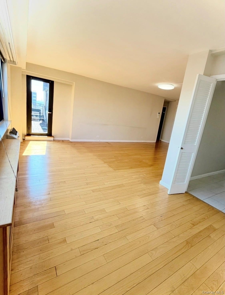109-33 71st Road - Photo 4