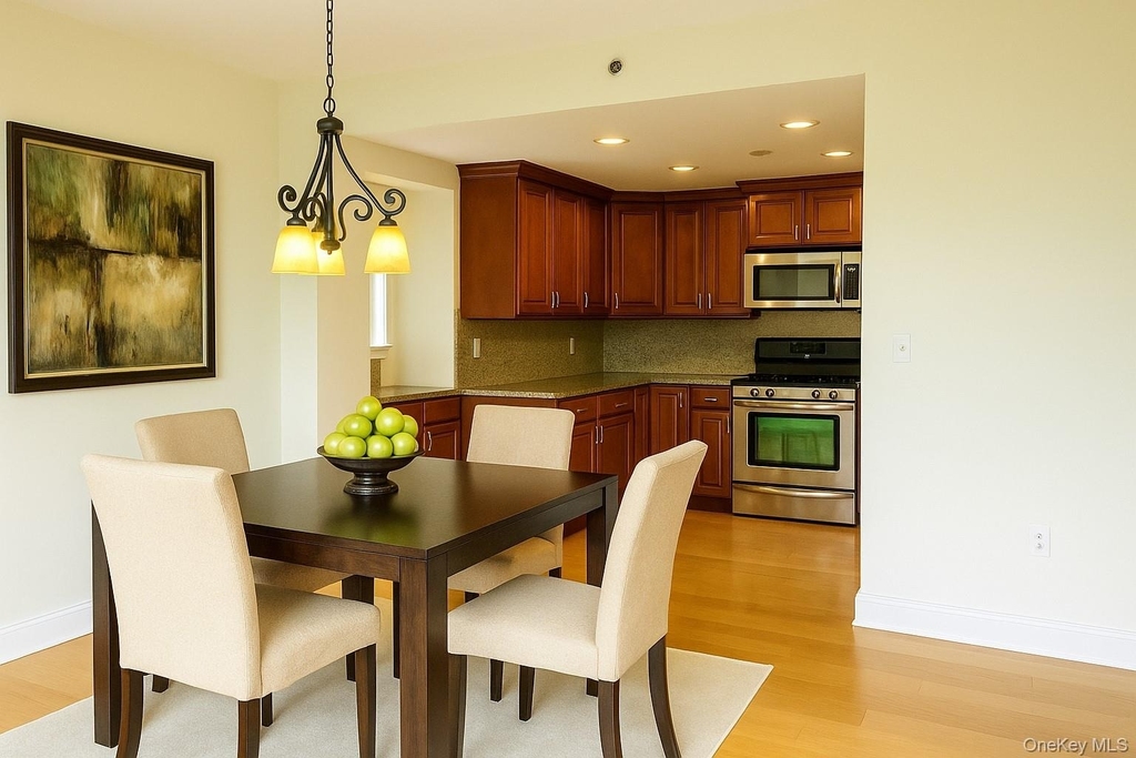 1020 Warburton Avenue - Photo 2