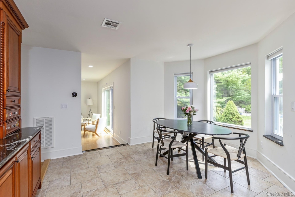 65 Mayfair Road - Photo 12