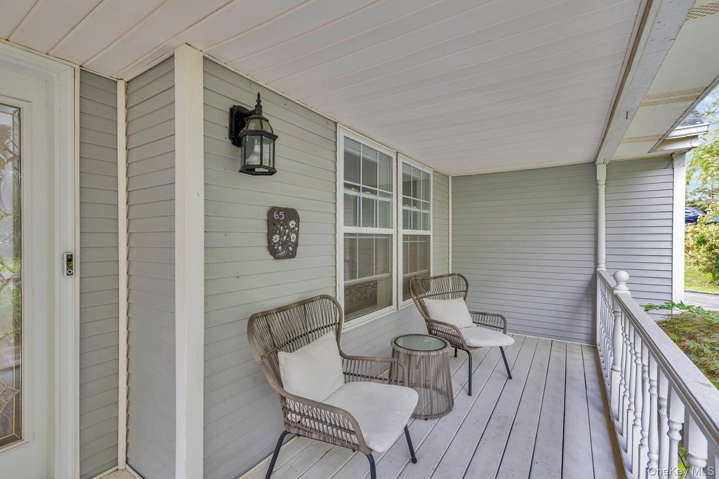 65 Mayfair Road - Photo 6