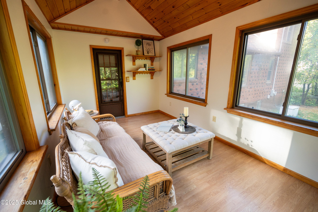 1010 N Country Club Drive - Photo 17