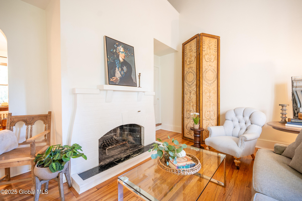 1010 N Country Club Drive - Photo 2