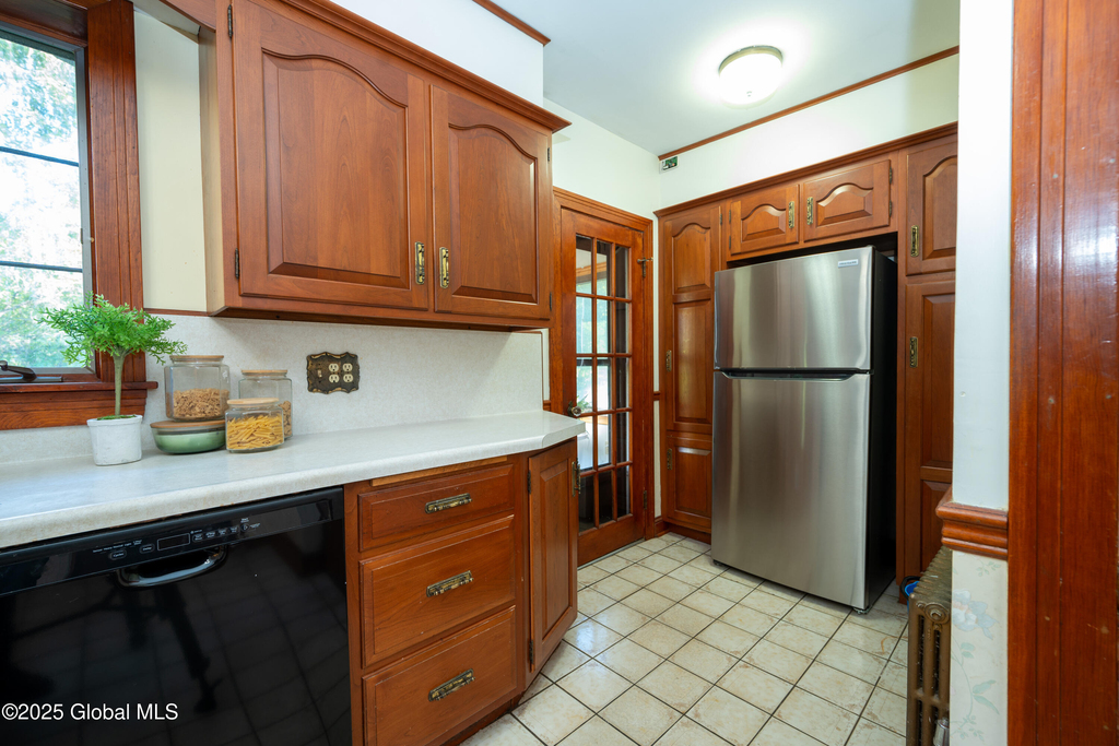 1010 N Country Club Drive - Photo 12