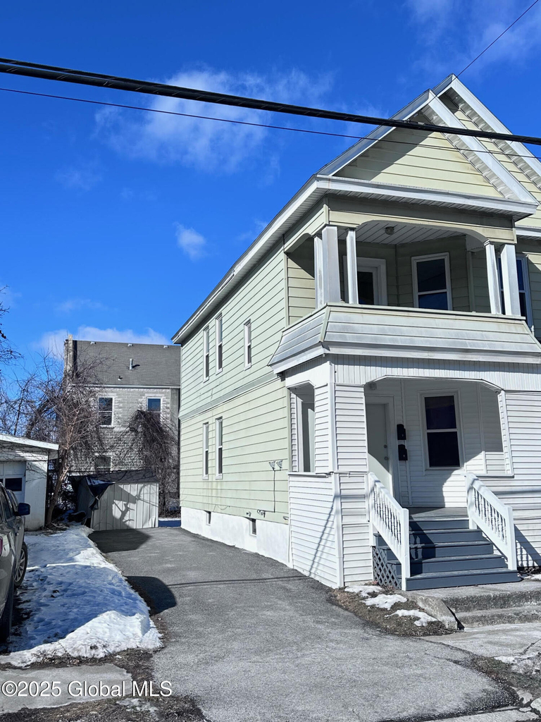 1841 Avenue A - Photo 1