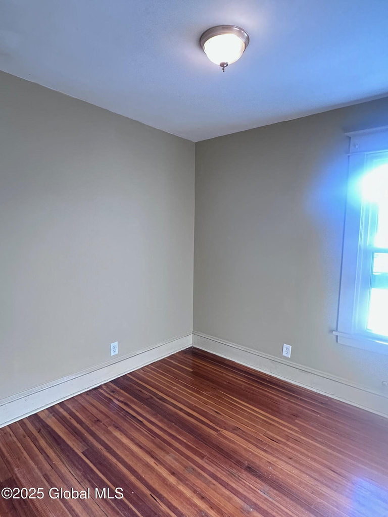 1841 Avenue A - Photo 6