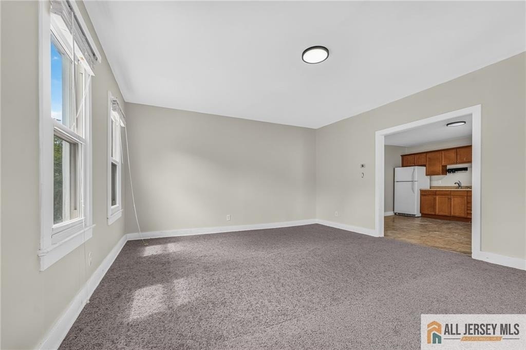 0-38-40 Brunswick Avenue - Photo 3