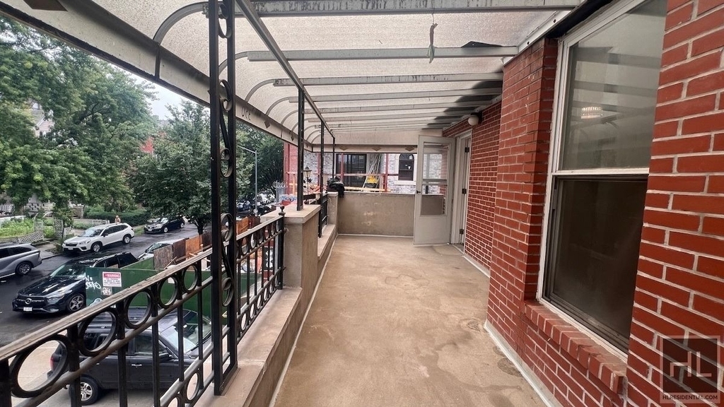 350 E 5th Street - Photo 10