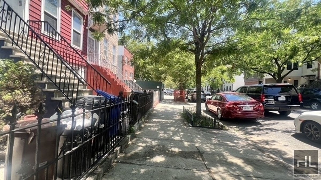 1195 St Marks Avenue - Photo 17