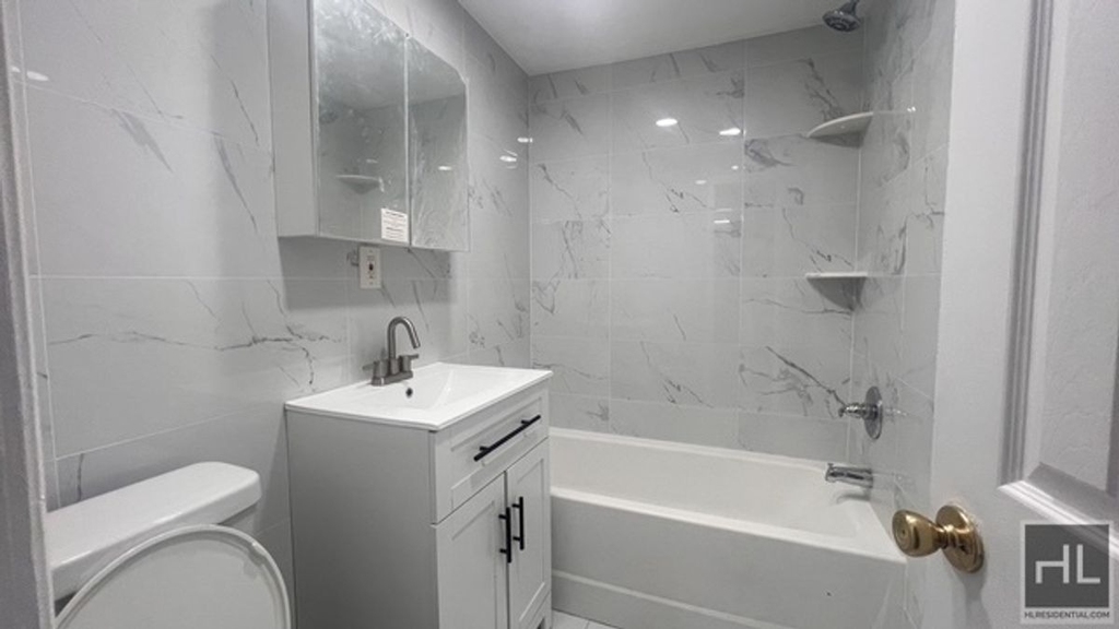 1195 St Marks Avenue - Photo 8
