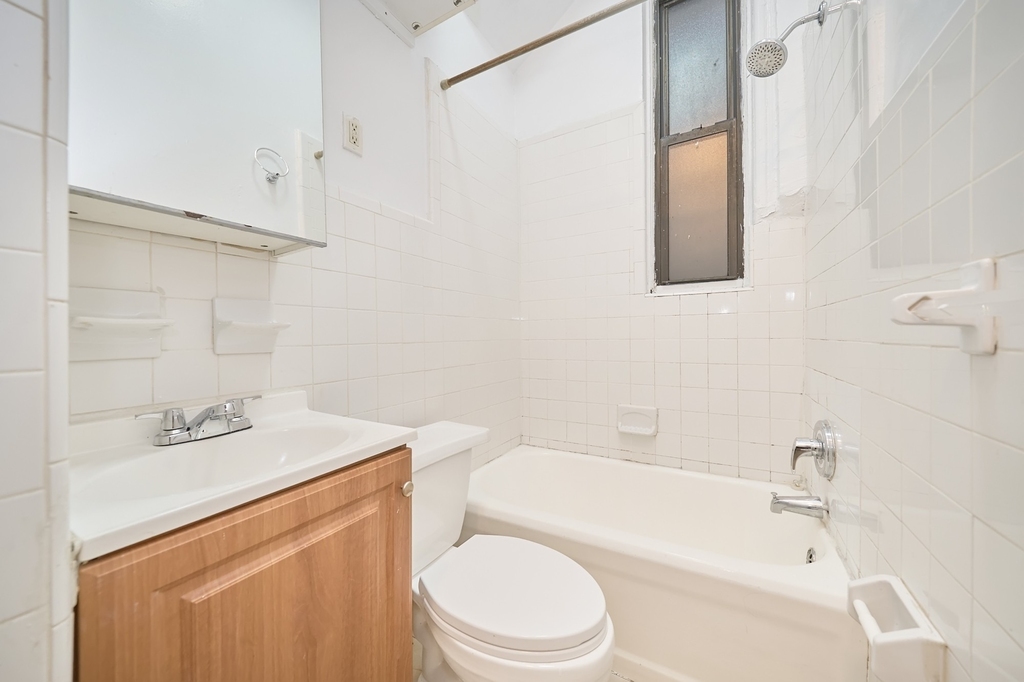 414 E 89th Street - Photo 18