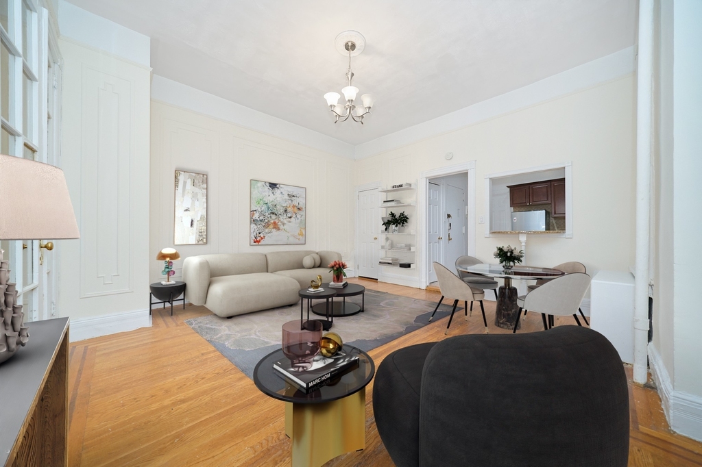 414 E 89th Street - Photo 3