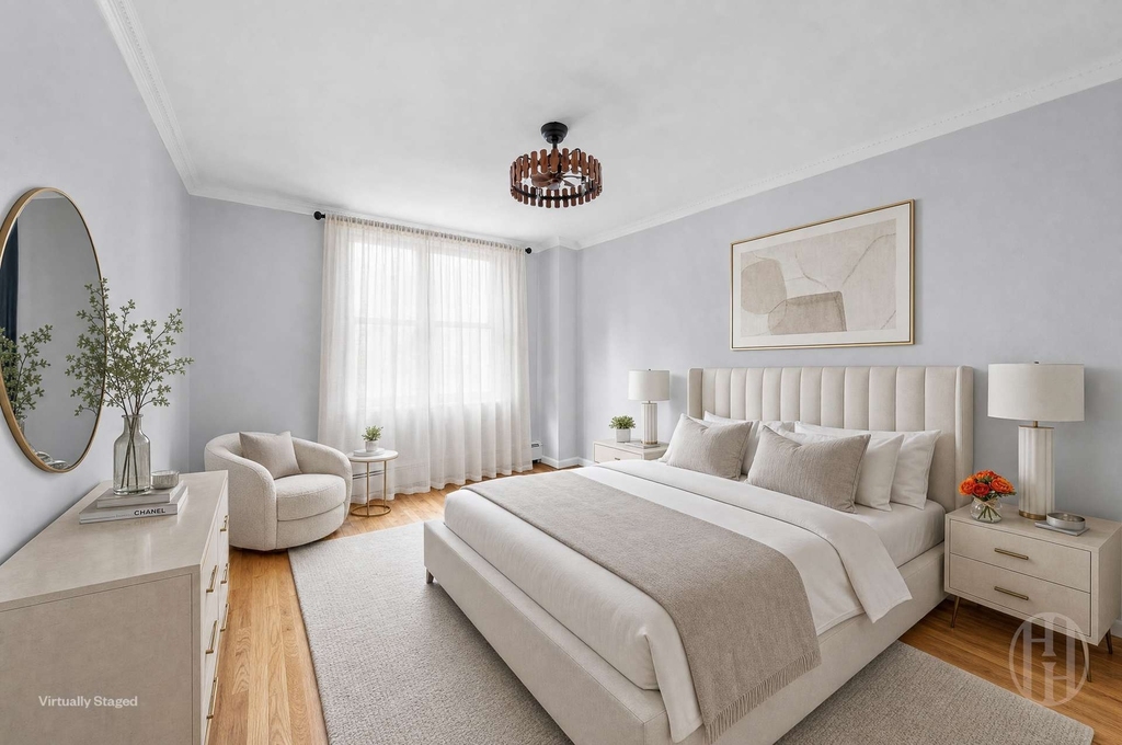 229 E 29th Street - Photo 5