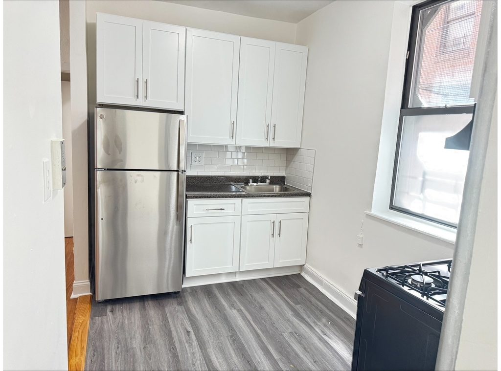 45-36 49th Street - Photo 3