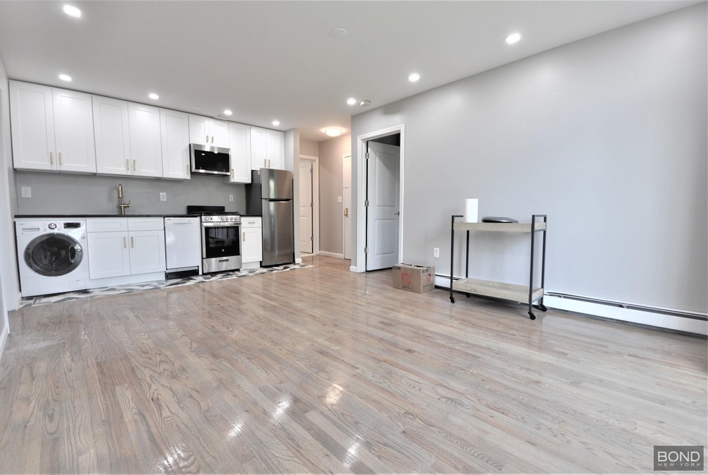 1559 Dean Street - Photo 0