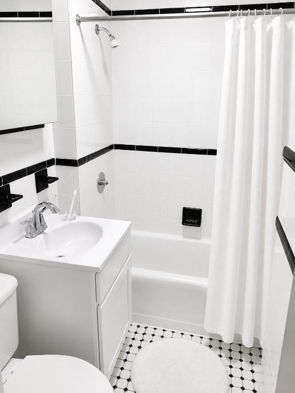 205 W 88th Street - Photo 5