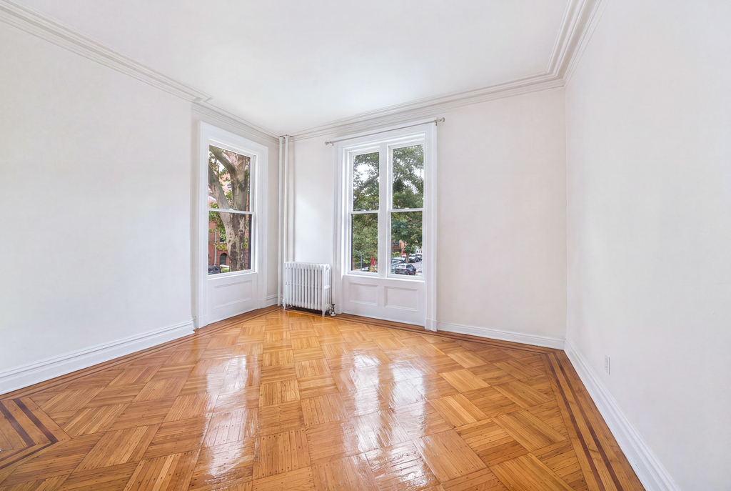 395 Washington Avenue - Photo 0