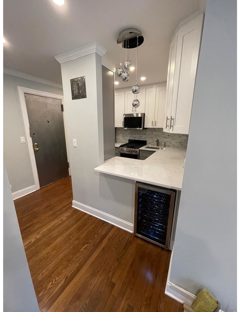 5730 Mosholu Avenue - Photo 2