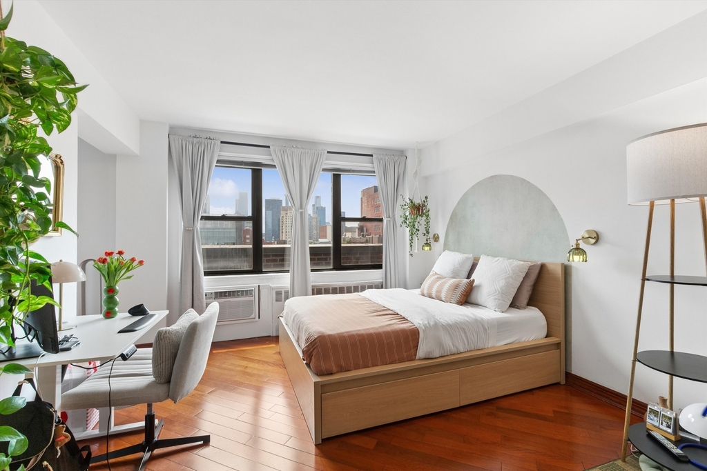 408 W 57th Street - Photo 1