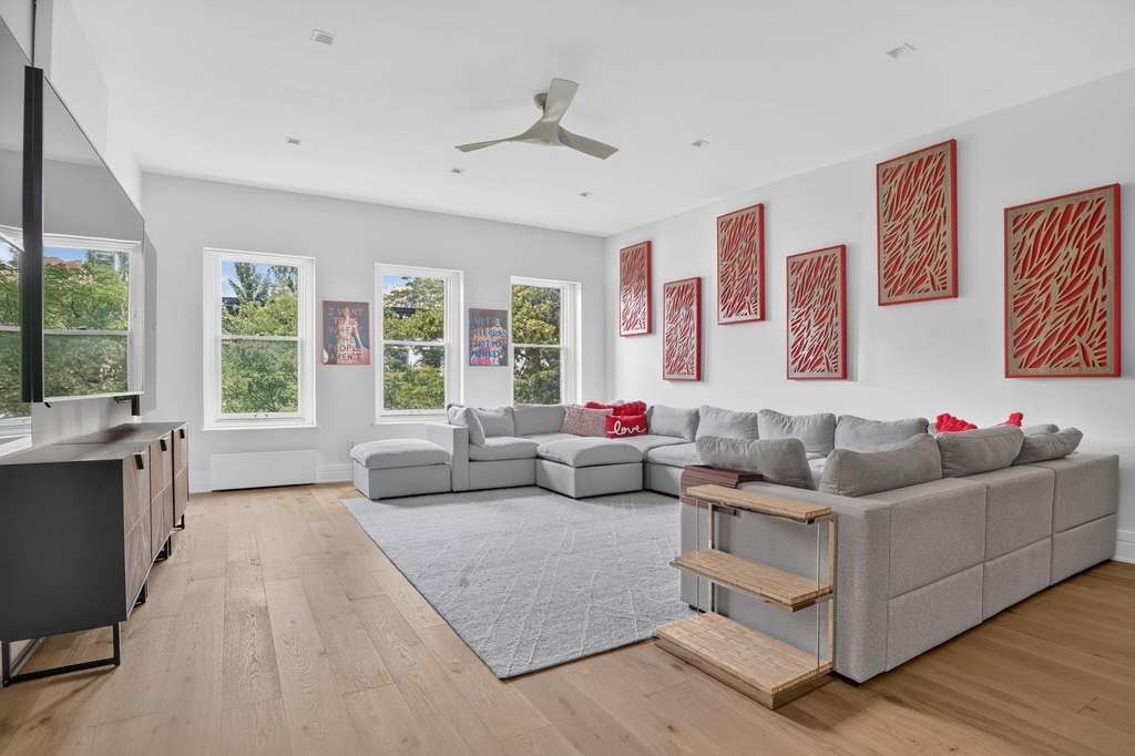 32 W 87th Street - Photo 15