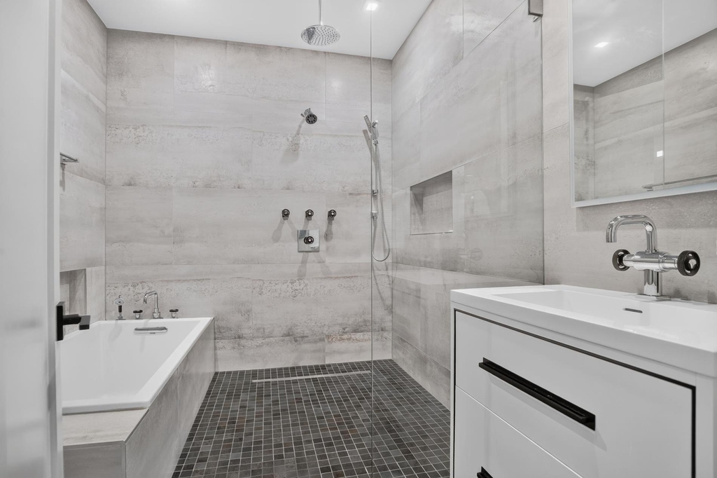 32 W 87th Street - Photo 20