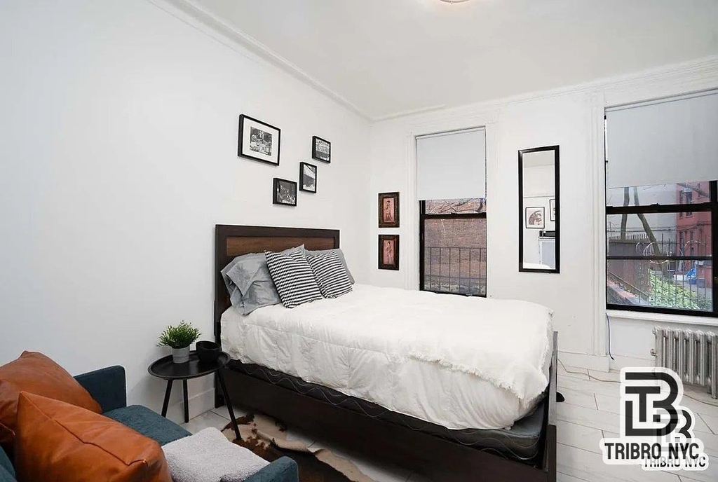 349 E 109th Street - Photo 1