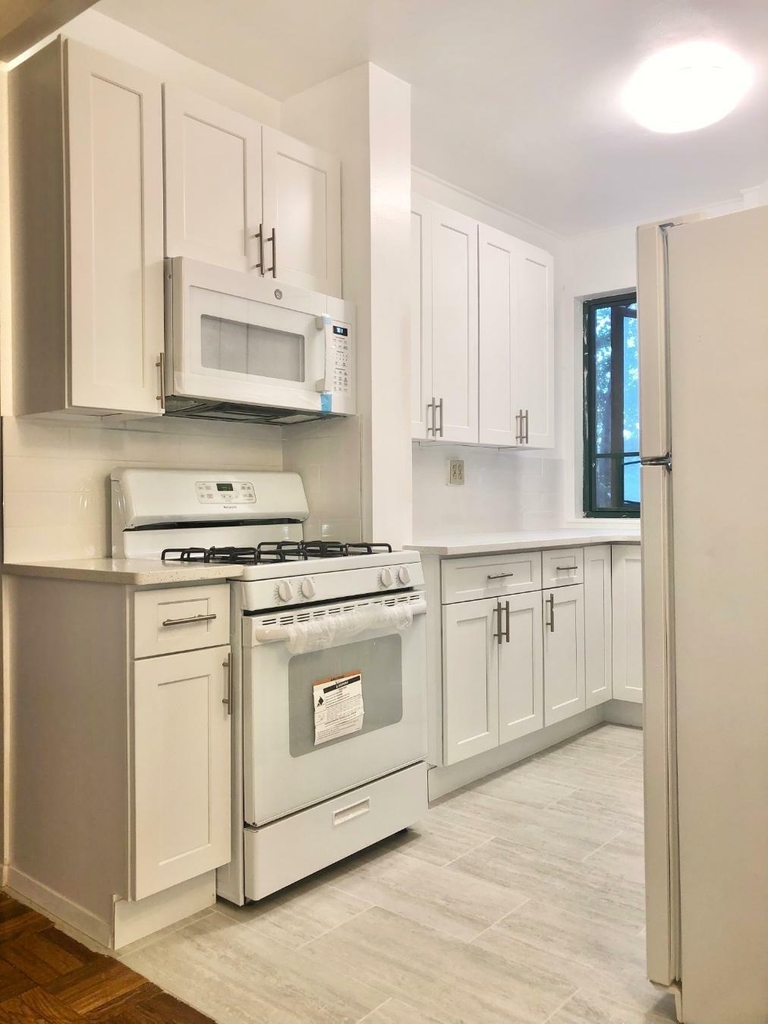 1565 Odell Street - Photo 0