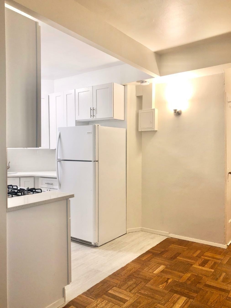 1565 Odell Street - Photo 3