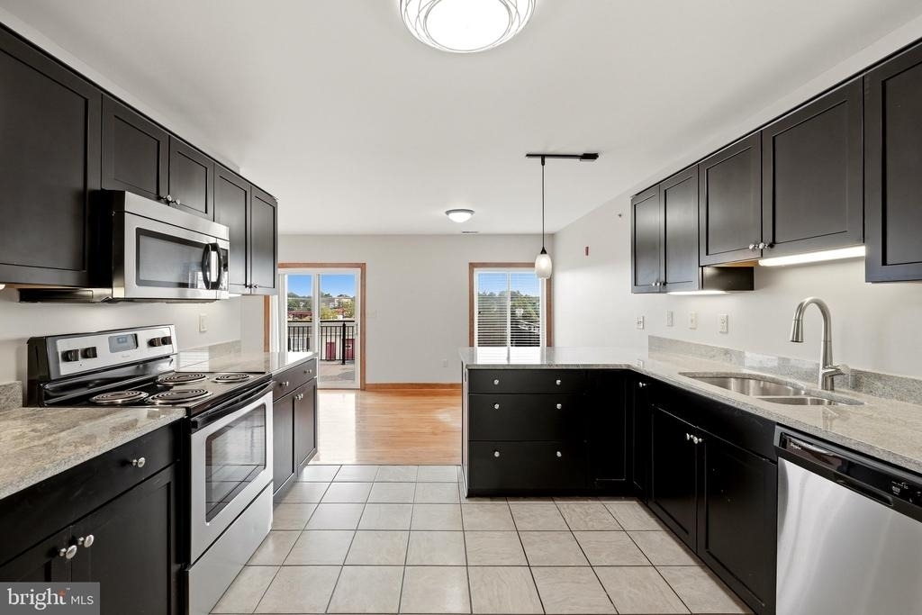 443 Millwood Avenue - Photo 4