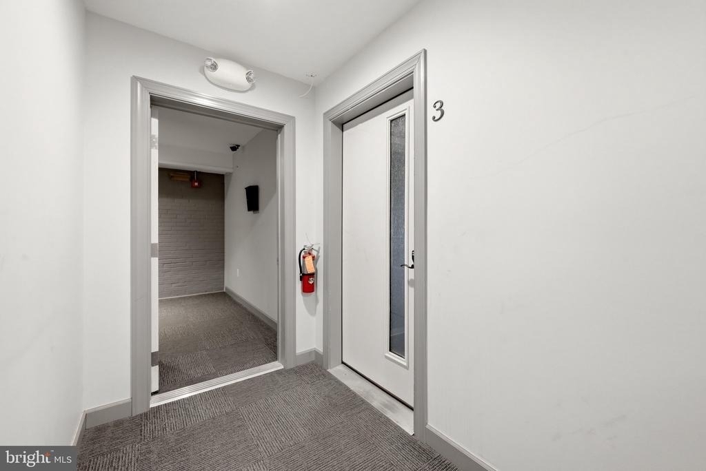 443 Millwood Avenue - Photo 2