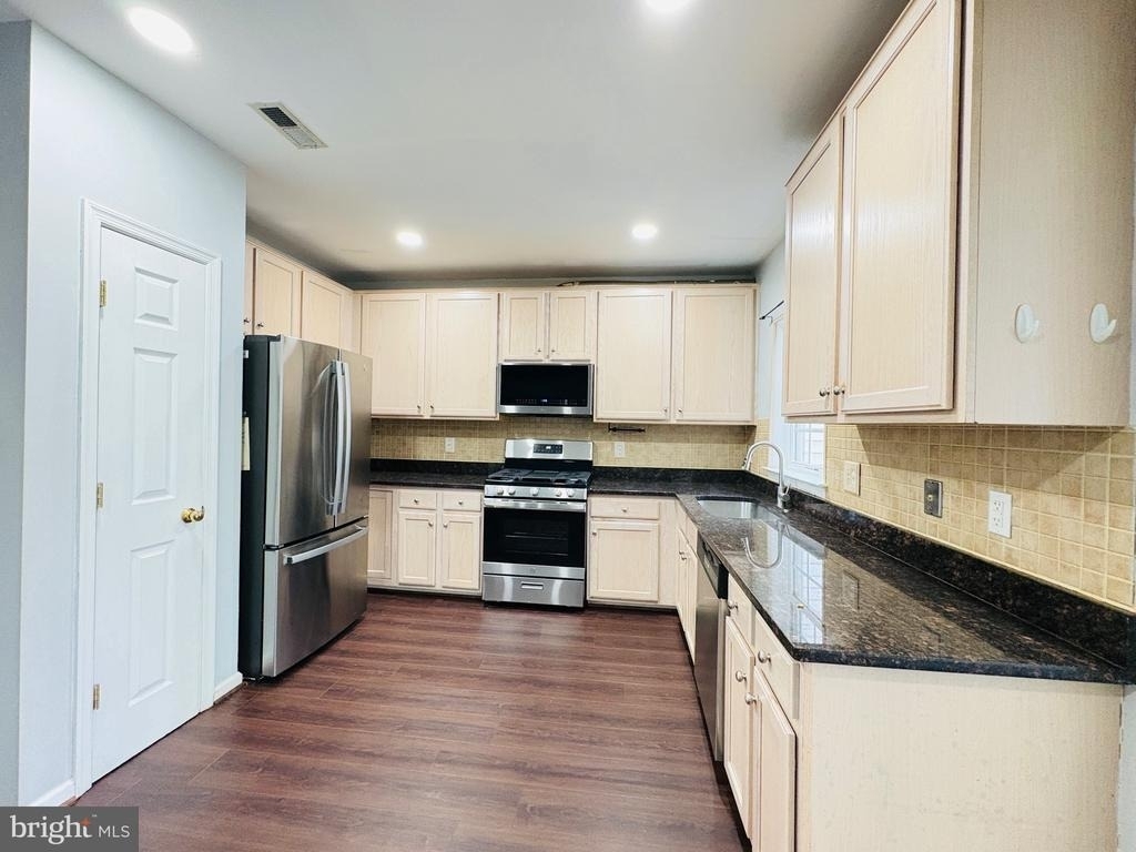 13714 Bidwell Place - Photo 10