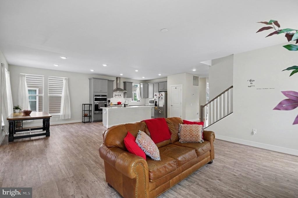 1794 River Heritage Boulevard - Photo 5