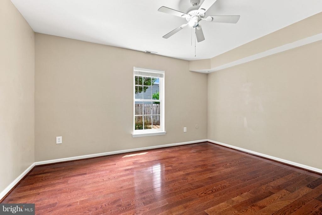 8916 Rugby Road - Photo 44